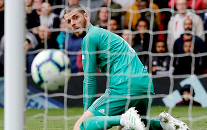 Thủ môn De Gea mắc sai lầm, Man Utd hòa Chelsea