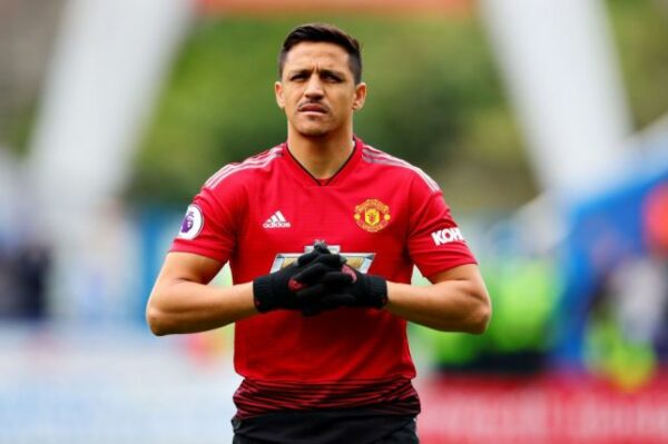 Alexis Sanchez chờ ngày rời khỏi Old Trafford