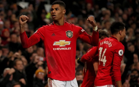 Anh trai Rashford đăng đàn châm chọc Mourinho